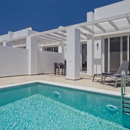 公寓 Punta Mare Villas 卡尔帕索斯